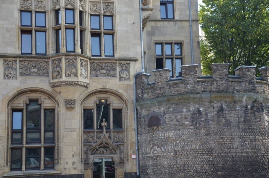Cologne - Private Tour - Cologne Chocolate Museum: cacao trees, a 3-meter fountain, and machinery