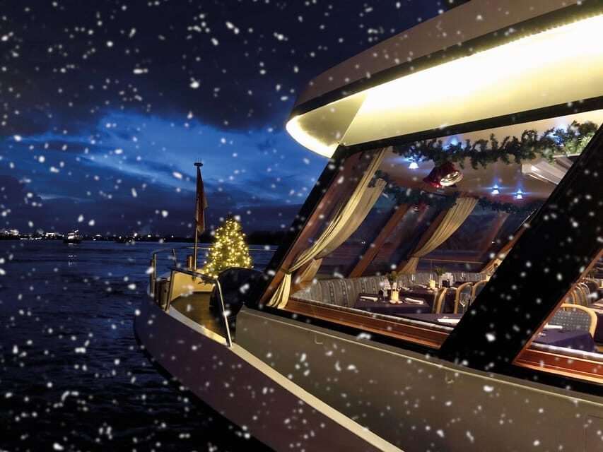 Cologne: Rhine River Winter Cruise with Festive Music - Live Festive Music Onboard: Singer, Electric Piano, and the Dance-Ready Mood