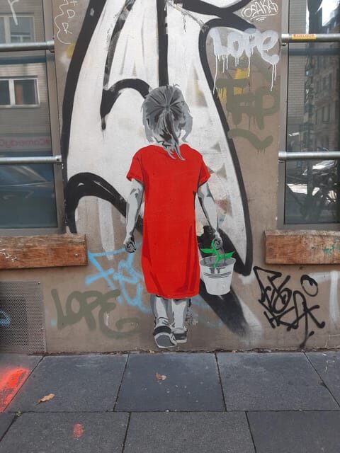 Cologne: Street Art Walking Tour Belgian Quarter - Comfort, timing, and outside-walking reality