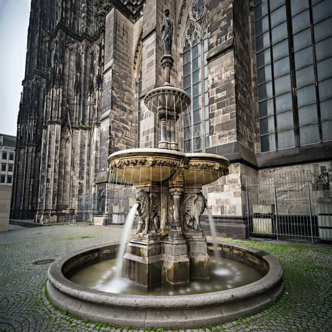 Cologne: WWII Sites with Optional EL-DE Haus Private Tour - Optional EL-DE Haus: Former Gestapo HQ, Cells, and Inscriptions