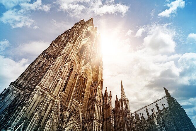 Cologne’s Medieval Churches Private Tour - St. Mariä Himmelfahrt and St. Ursula: Baroque Meets the Bone Shrine