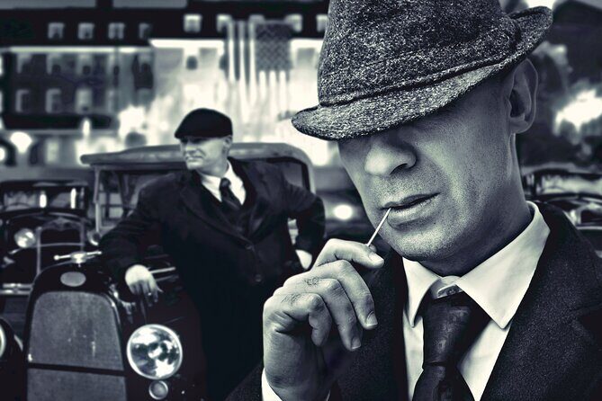 Dark Berlin Criminal Tour - Berlin’s Crime Stories Make Sense When You Walk Them