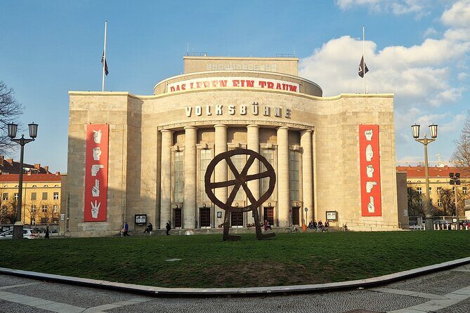 Dark Berlin Criminal Tour - Volksbühne Berlin: A 1931 Crime With Big Political Gravity