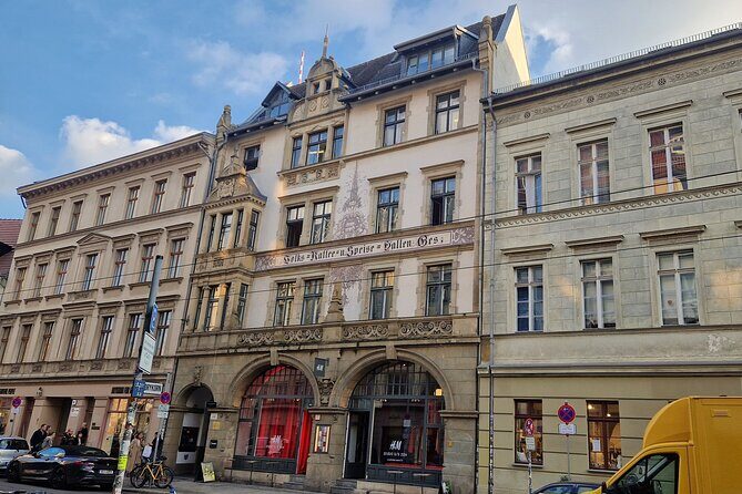 Dark Berlin Criminal Tour - Scheunenviertel in the 1920s: When Everyday Life Turned Transactional