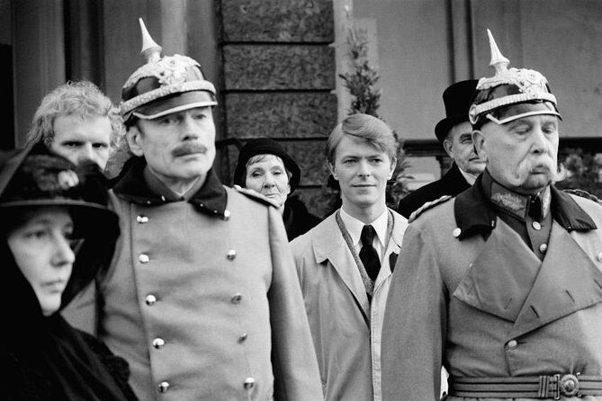 David Bowie in Berlin Private Walking Tour - Late-1970s Cafes and Clubs: Where You Can Sense the Scene