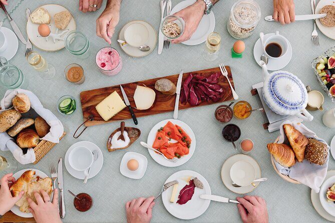 Delicious Deutsch: Learn German while creating German Breakfast - Quick hits if you want the essentials