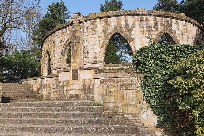 Digital scavenger hunt around Wittringen Castle in Gladbeck - Key highlights to know before you go