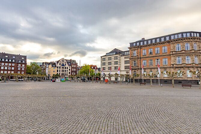Discover Dusseldorf’s most Photogenic Spots with a Local - Quick hits: what makes this Düsseldorf photo walk work