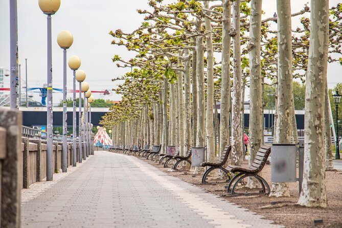 Discover Dusseldorf’s most Photogenic Spots with a Local - Landtag NRW exterior energy: neo-Renaissance form and modern art exhibitions