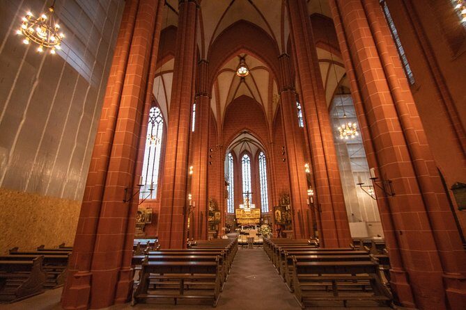 Discover Frankfurt’s most Photogenic Spots with a Local - Romerberg square: the photogenic heart of old Frankfurt