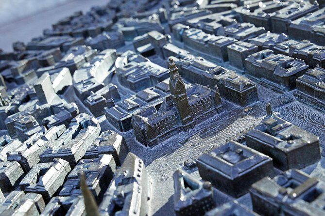 Discover Hamburg: Private Walking Tour - Mobile ticket, weather, and meeting point reality