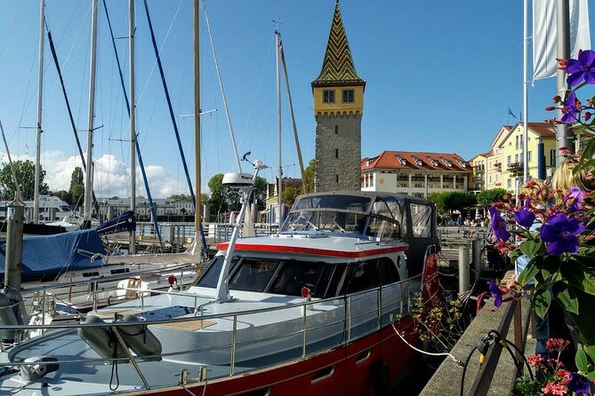 Discover Lindau and its charming Old Town on a half day tour incl Panoramic Boat Tour - Marionettentheater, a Bridge to the Mainland, and the Spielbank Exterior