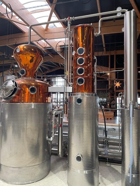 Distillery tour with guide! - The guide experience: questions, stories, and German clarity