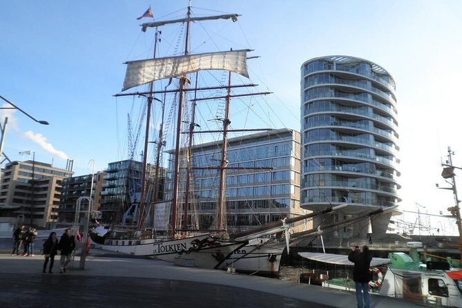 Down Town to Speicherstadt, HafenCity and Elbphilharmonie - Trostbrücke: The Port’s Origin Point in Plain Language