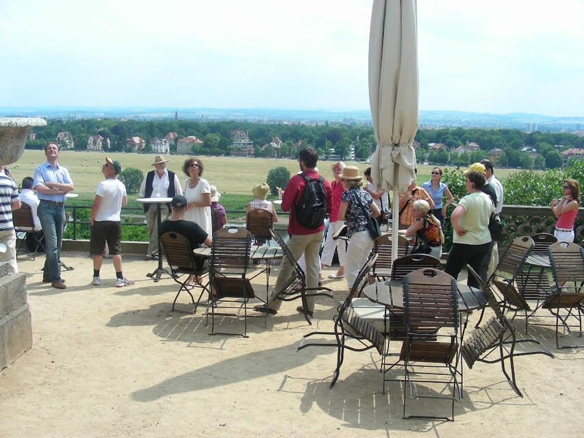 Dresden Bike Tour with Wine Tasting - Guides, language, and the small-group advantage