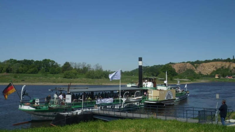 Dresden: Boat Cruise with Wine Tasting and Snacks - The Vineyard Arrival: From River Views to Vine Rows