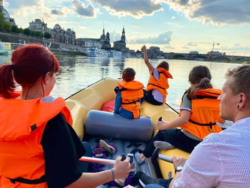 Dresden: Boat tour - in a rubber dinghy from Pillnitz to Dresden - The 20-Minute Safety Briefing (and Why It’s Worth Paying Attention To)