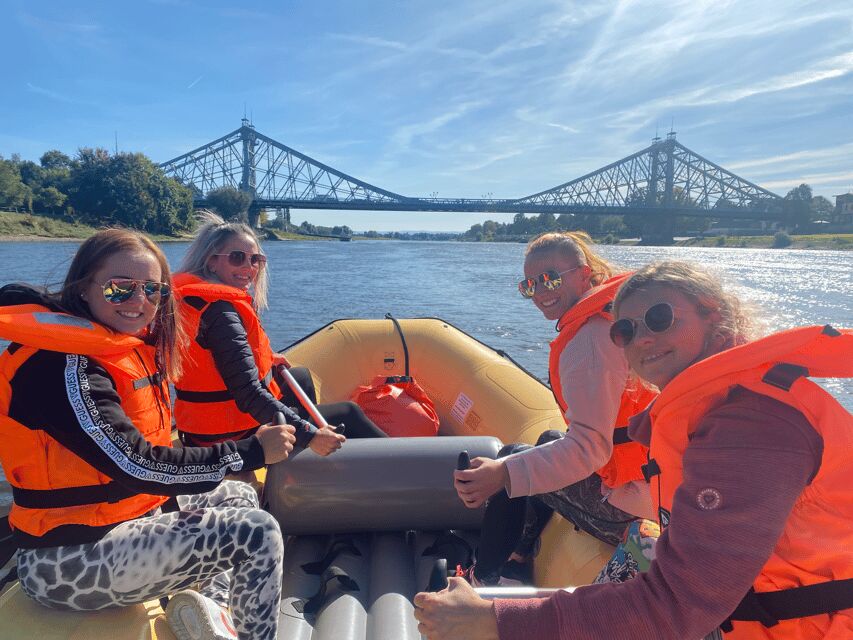 Dresden: Bootstour mit dem Schlauchboot Loschwitz - Radebeul - Key highlights you’ll feel on the water