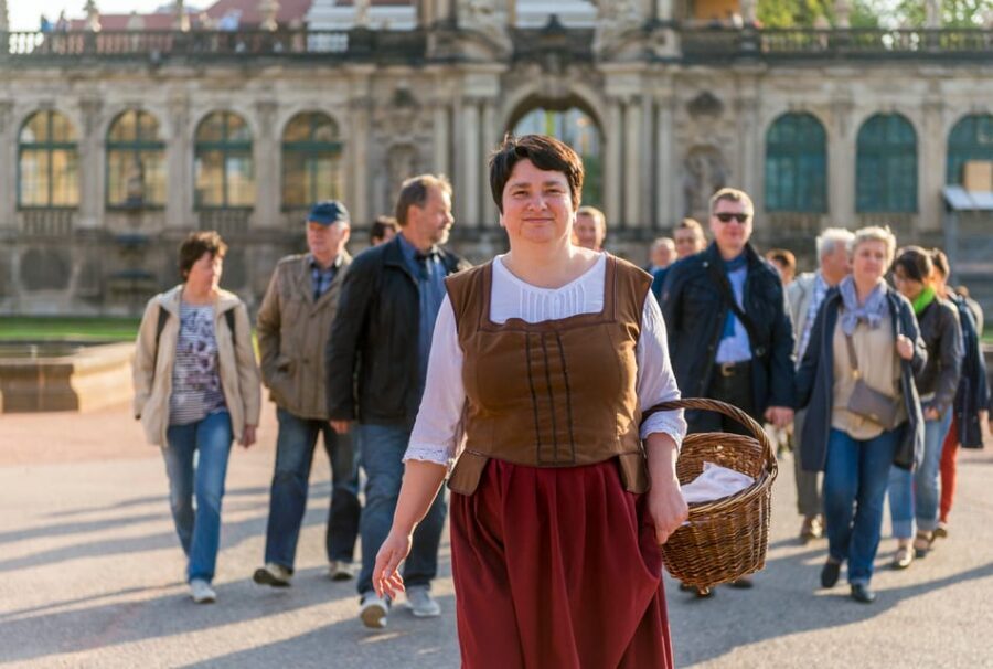 Dresden: Guided Beer Tour of the Historic Old City - Starting at the Zwinger’s Kronentor: Getting Your Bearings Fast