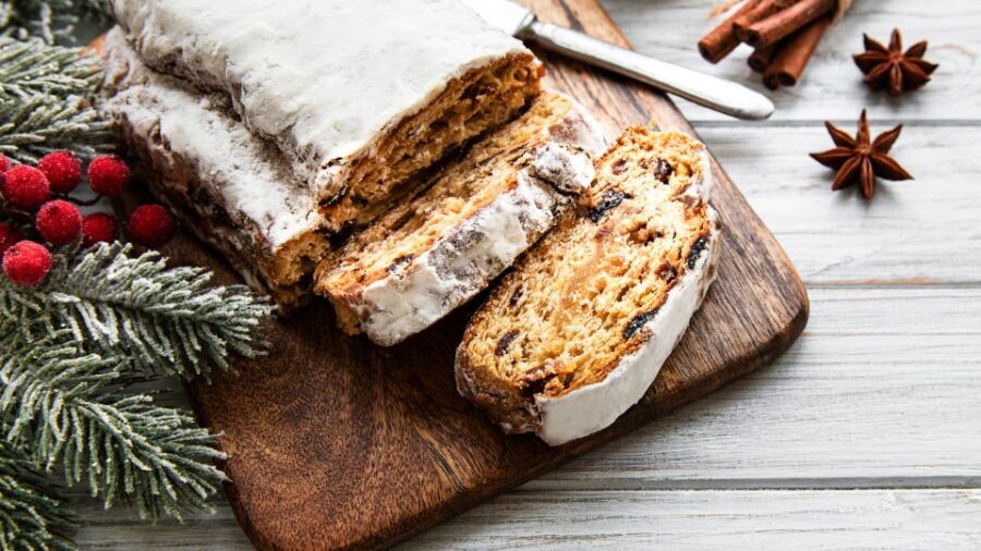 Dresden: Guided Bus Tour to Stollen Bakery with Tasting - Key things to know before you go