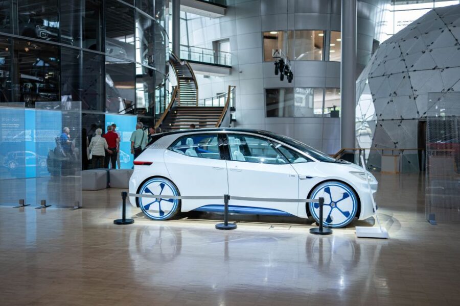 Dresden: Guided tour VW factory , test drive & food - Why Dresden’s Transparent Factory feels different