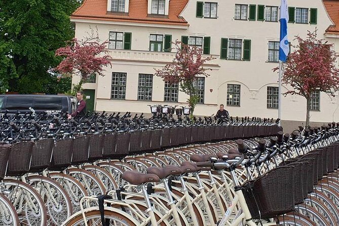 Dresden Highlights - Big city tour with bike - Big City Dresden Beyond the Center: What the Route Sets Up
