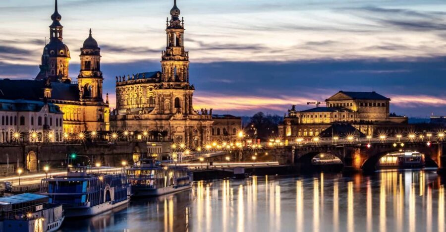 Dresden Old Town - Guided Walking Tour in English - Frauenkirche Area: Getting Your Bearings Fast