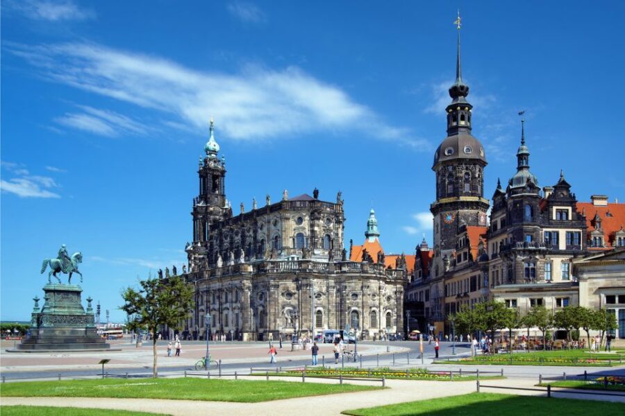 Dresden: Old Town Scavenger Hunt for Children - Key things that make this Dresden game work