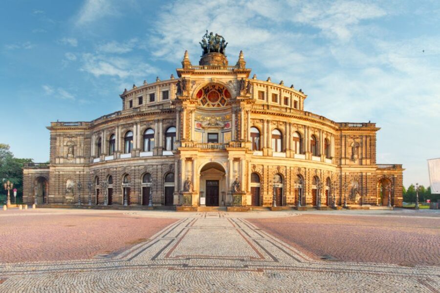 Dresden: Old Town Scavenger Hunt for Children - How the Dresden Old Town scavenger hunt actually works