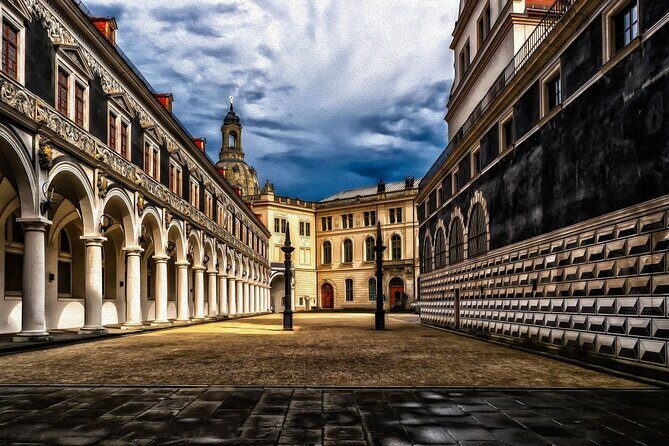 Dresden Private Walking Tour With A Professional Guide - Grosser Schlosshof and Dresden Castle: Renaissance Power in Plain Sight