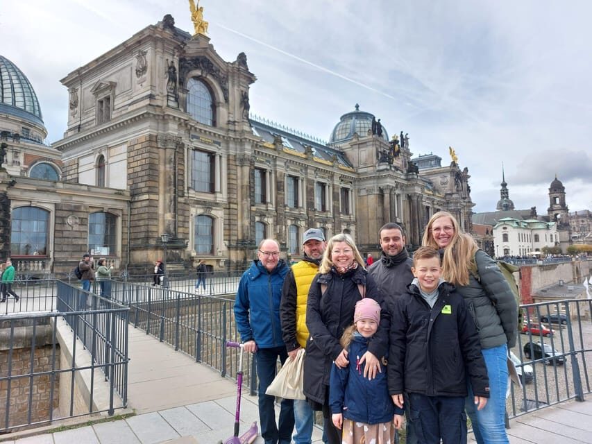 Dresden Sightseeing Treasure Hunt - Puzzle Difficulty: A Family-Friendly Challenge, Not a Speed Run