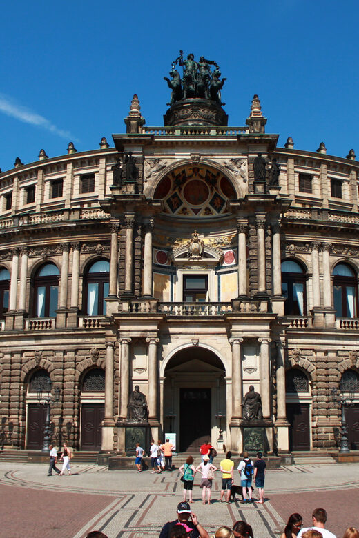Dresden: Sightseeing Walking Tour in English - Why Dresden’s old town works so well on foot