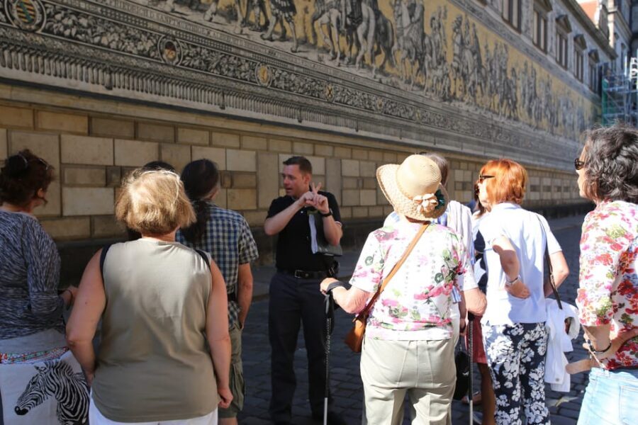 Dresden: Sightseeing Walking Tour in English - Semper Opera House: Baroque ambition with a modern audience