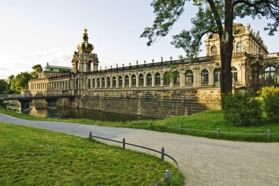 Dresden: Smile Tour with Prosecco - Frauenkirche: the rebuilt symbol you’ll keep seeing in your photos