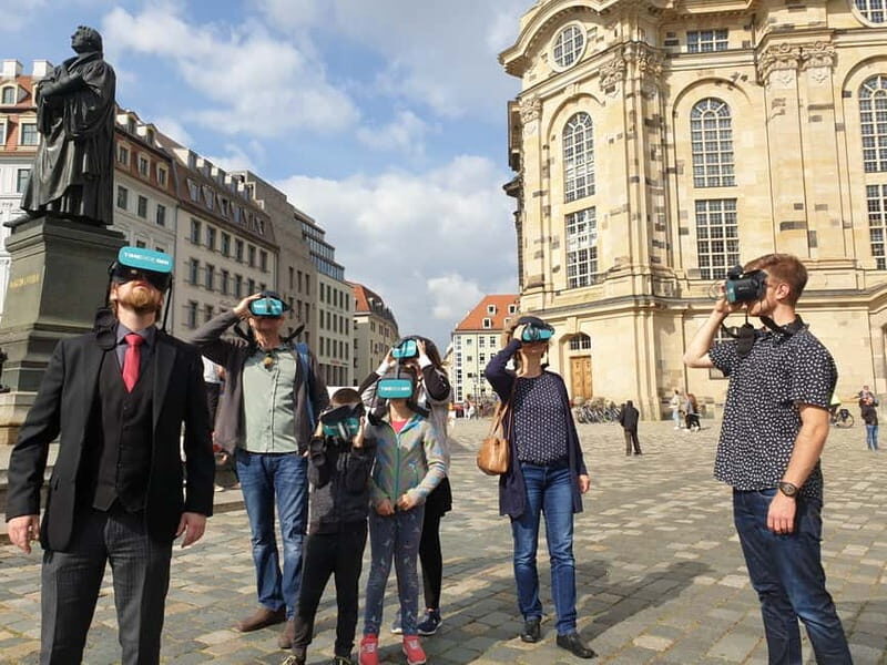 Dresden: Walking Tour with Virtual Reality elements - Equipment, pacing, and comfort: what to plan for