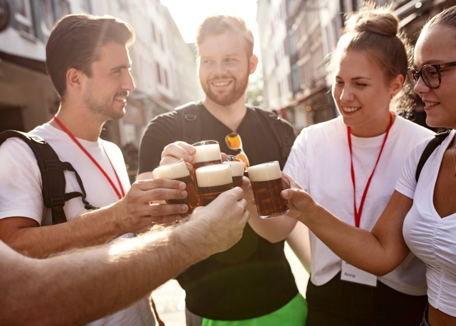 Düsseldorf: Brewery Tour with Alt Beer Tastings - Why Düsseldorf Altbier feels like more than beer