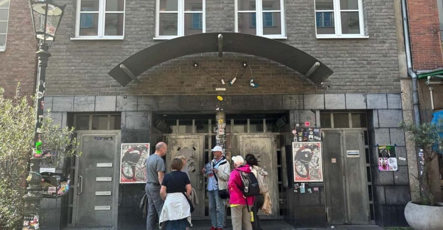 Düsseldorf: Old Town Historical Walking Tour with GEO EPOCHE - Old Town Walk Basics: 2 Hours, German Guide, and a Simple Route