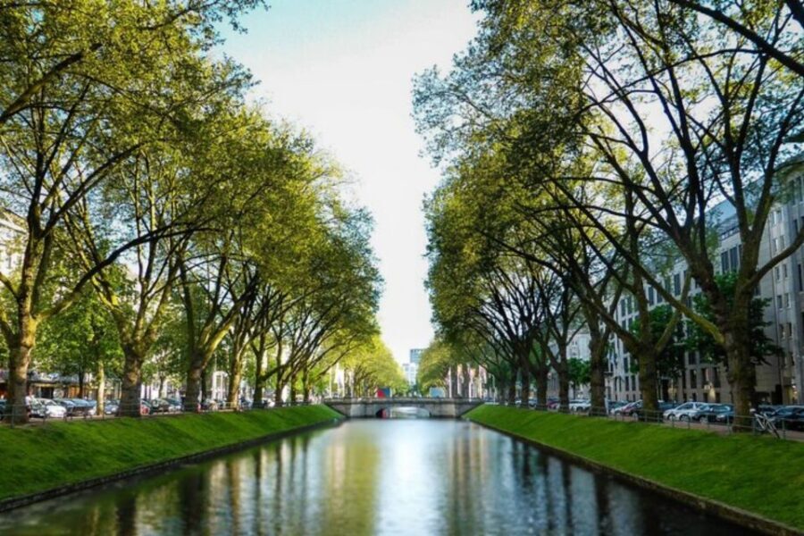Düsseldorf: Private custom tour with a local guide - Hotel pickup and how the 2–8 hour timing really works