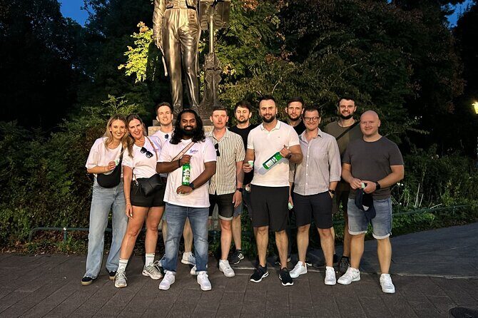 Düsseldorf PubCrawl: 4 Venues, Welcome Shots + Club Entry - Welcome Shots and the Four-Venue Rhythm