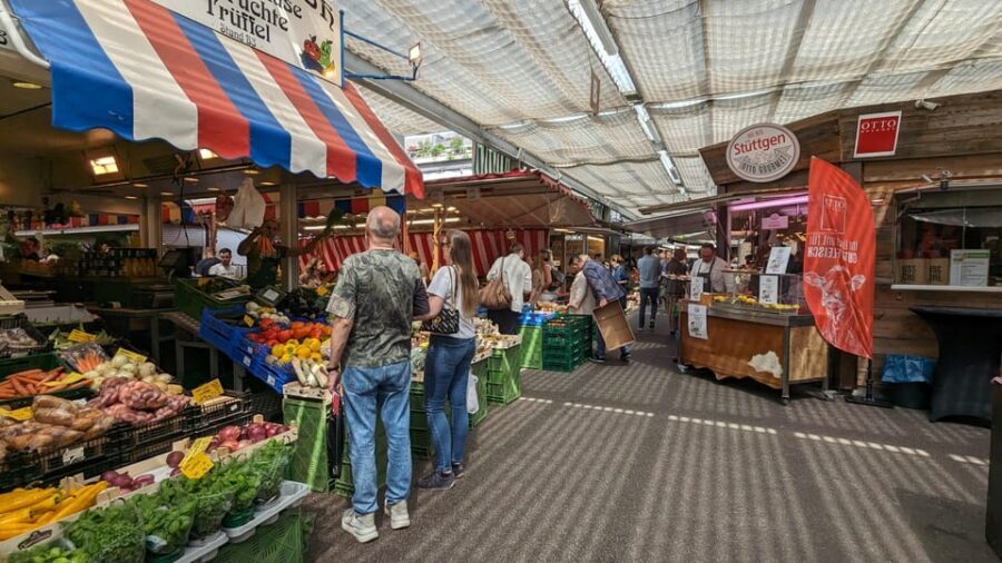 Düsseldorf: Tipping based - Old Town Walking Tour - Hidden alleyway sights, plus practical ideas for later