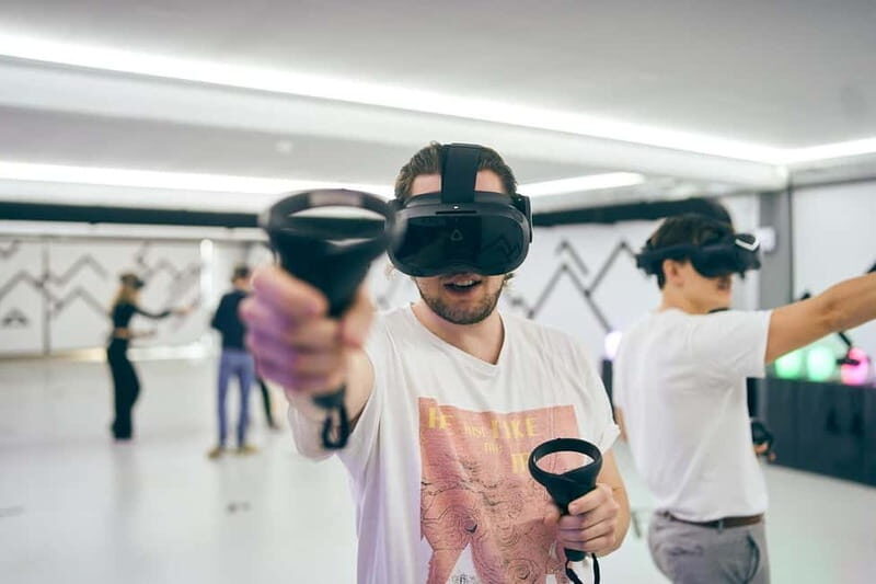Düsseldorf: Virtual Reality Escape Game - Where the VR escape game happens: 7th Space Düsseldorf