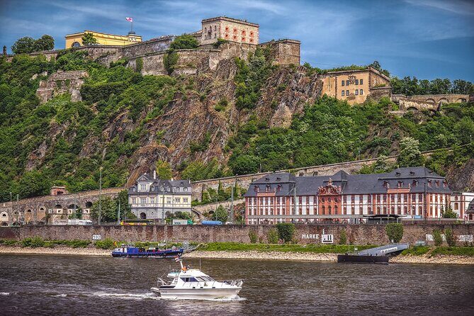 e-Scavenger hunt Koblenz: Explore the city at your own pace - Starting at Münzplatz: set your tempo and your expectations