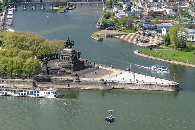 e-Scavenger hunt Koblenz: Explore the city at your own pace - Deutsches Eck: where the Moselle meets the Rhine