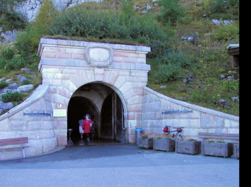 Eagle's Nest&Bunkers WWII Private Trip From Salzburg+Ticket - Comfort and practical tips: How to get the most from a short day
