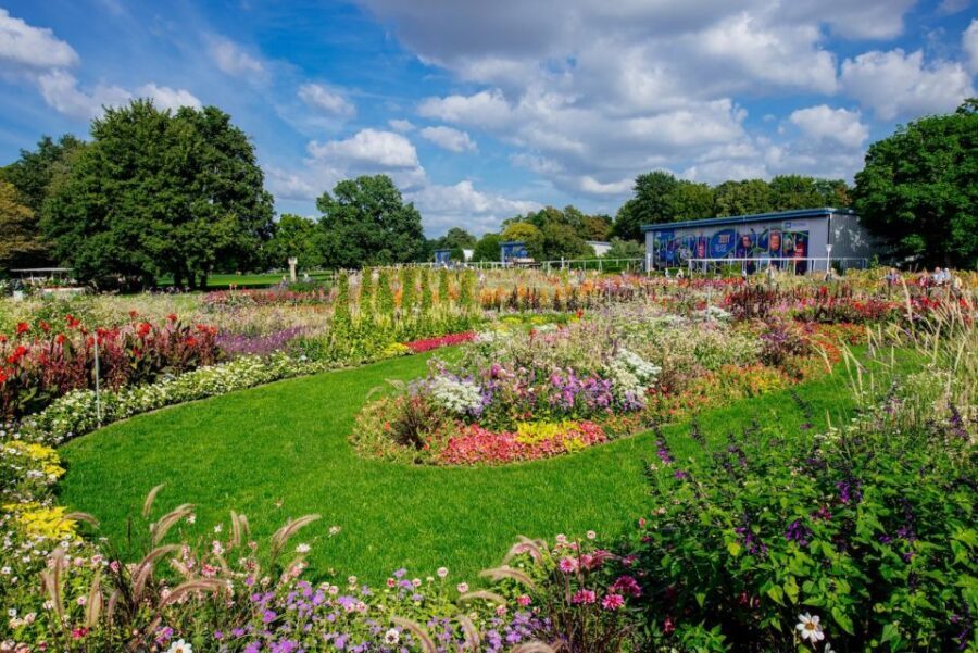Erfurt: Egapark garden Entrance Ticket - Danakil desert-and-jungle house: your included indoor world