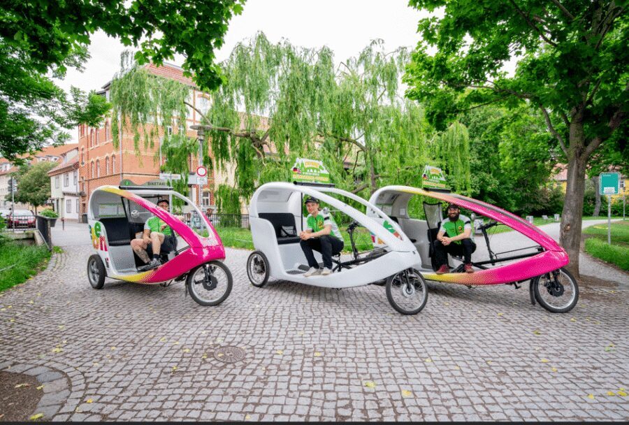 Erfurt: KiKa TV Characters Kids Tour by Pedicab - KiKa Character Hunt in Erfurt: What It Really Feels Like