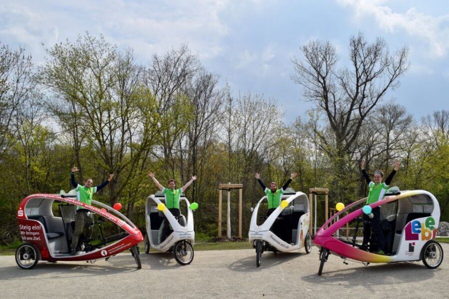 Erfurt: Romantic Rickshaw Tour For Two - Rain or Shine: What That Means for Your Experience