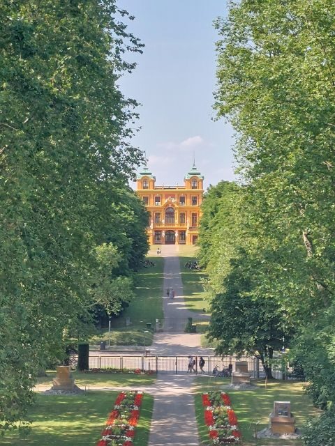 Erotische Stadtführung in Ludwigsburg - Baroque Sights, Court Stories, and Why the Setting Matters