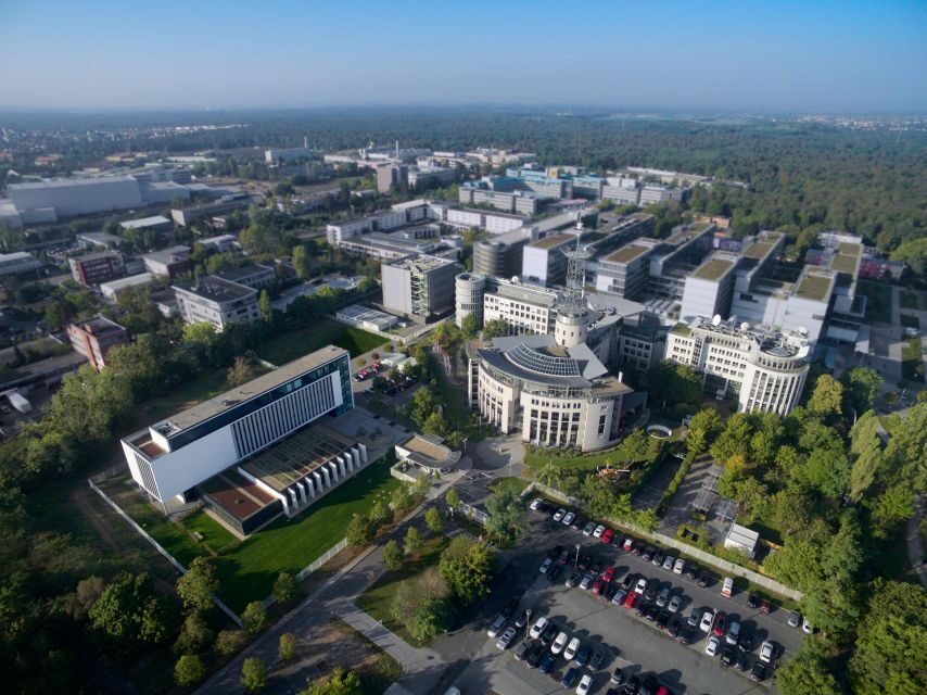 EUMETSAT - weather data for the world "made in Darmstadt" - What the satellites do: daily forecasts and climate data in one story