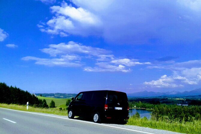 EXCLUSIVE 3 Royal Castle SKIP-THE LINE Tour of Neuschwanstein + Linderhof + Hohenschwangau from Munich - Marienbrücke and the waterfall views: the classic panorama, plus the Pöllat gorge